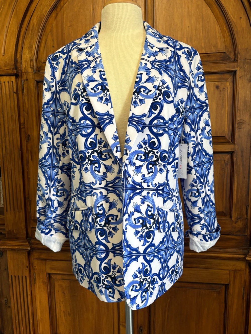 NWT Blue & White Liz Claiborne Tile Print Blazer